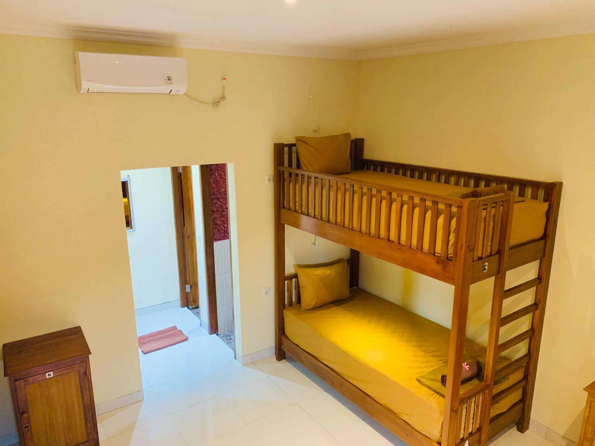 Nusa Garden Homestay نوسا ليمبونغان الغرفة الصورة