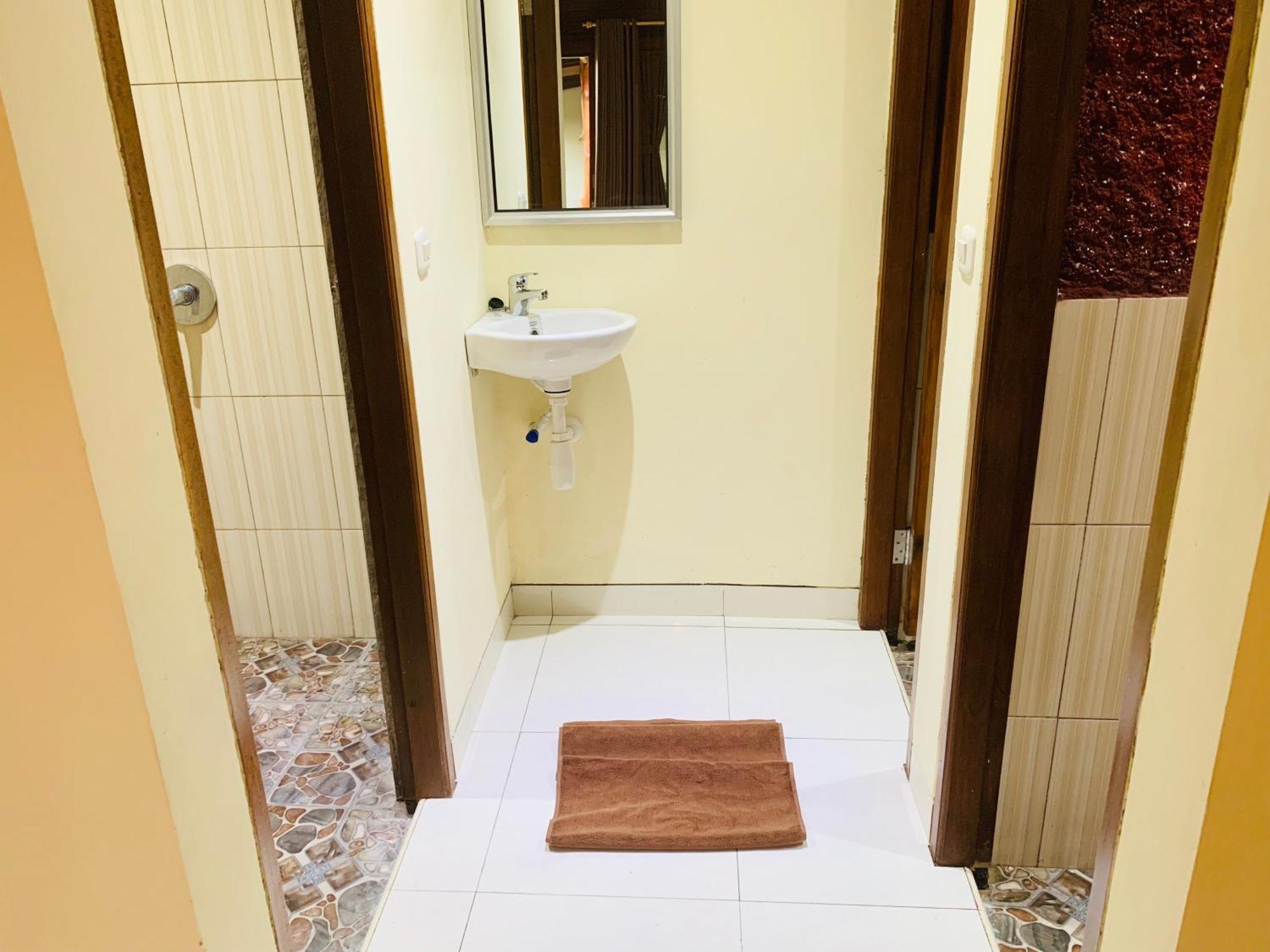 Nusa Garden Homestay نوسا ليمبونغان الغرفة الصورة